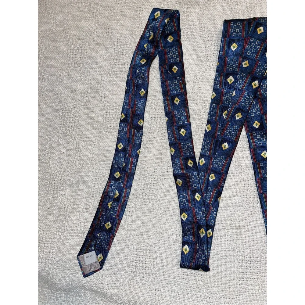 Burma & Bibas Men’s Dress Tie Size 56” 4” Blue Geometric Business Formal